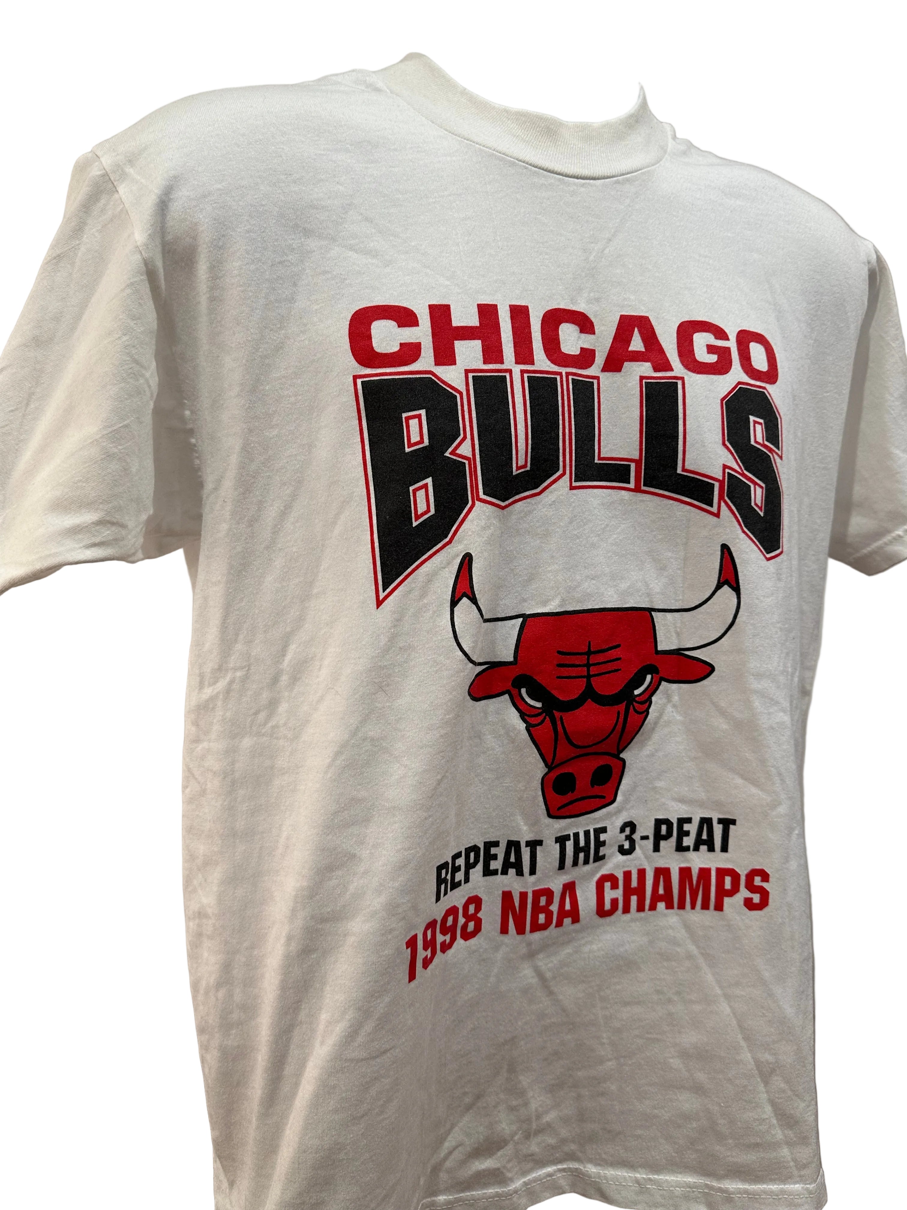 (Mens Large) 1998 Chicago Bulls 3 Peat Champs Short Sleeve