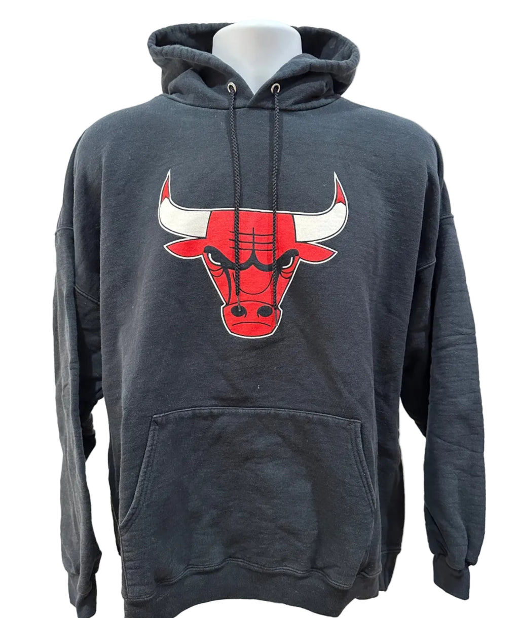 (Mens XL) 2000s Chicago Bulls Logo Hoodie