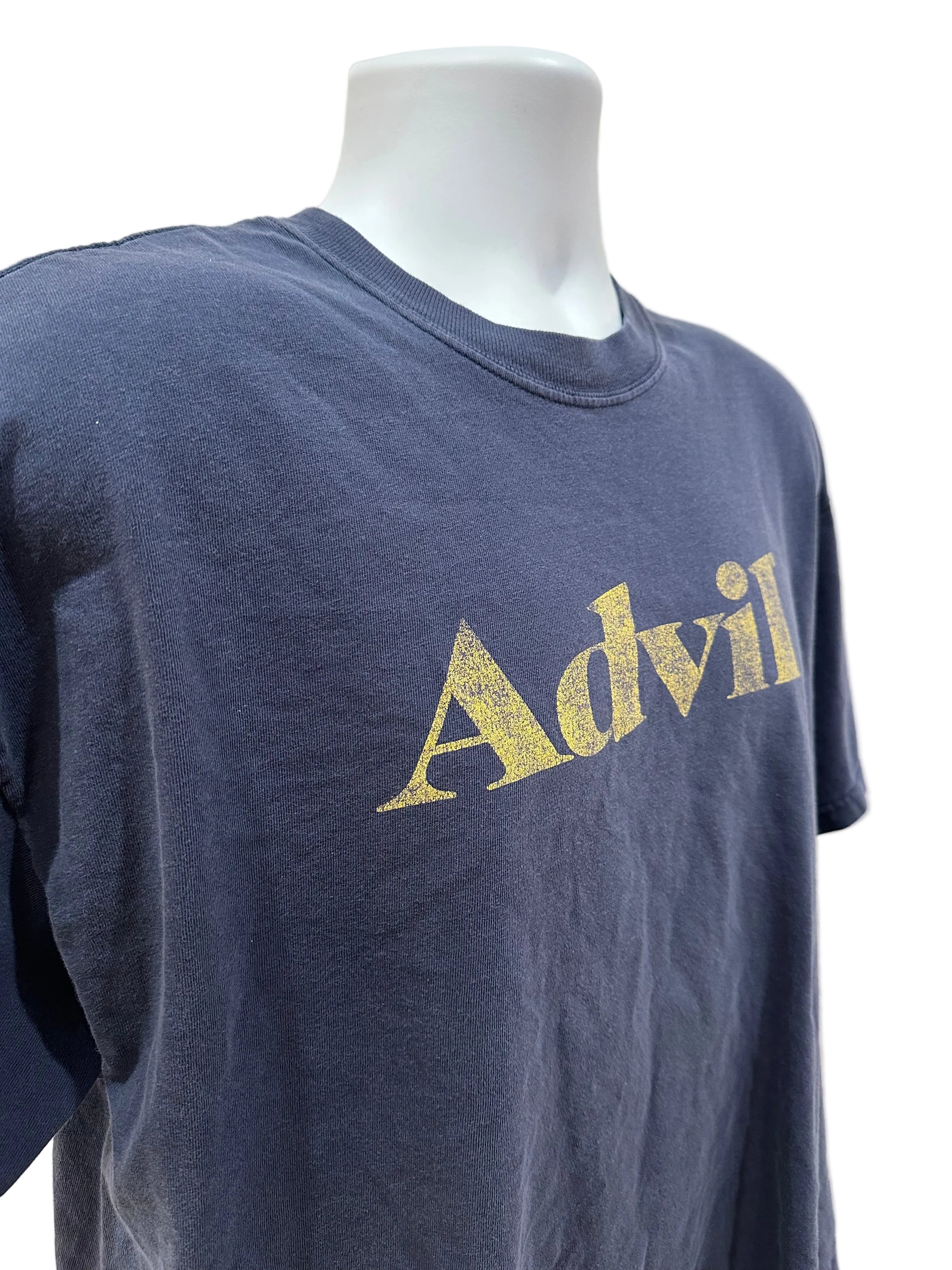 (Men's XL) 2000s Advil Promo Short Sleeve