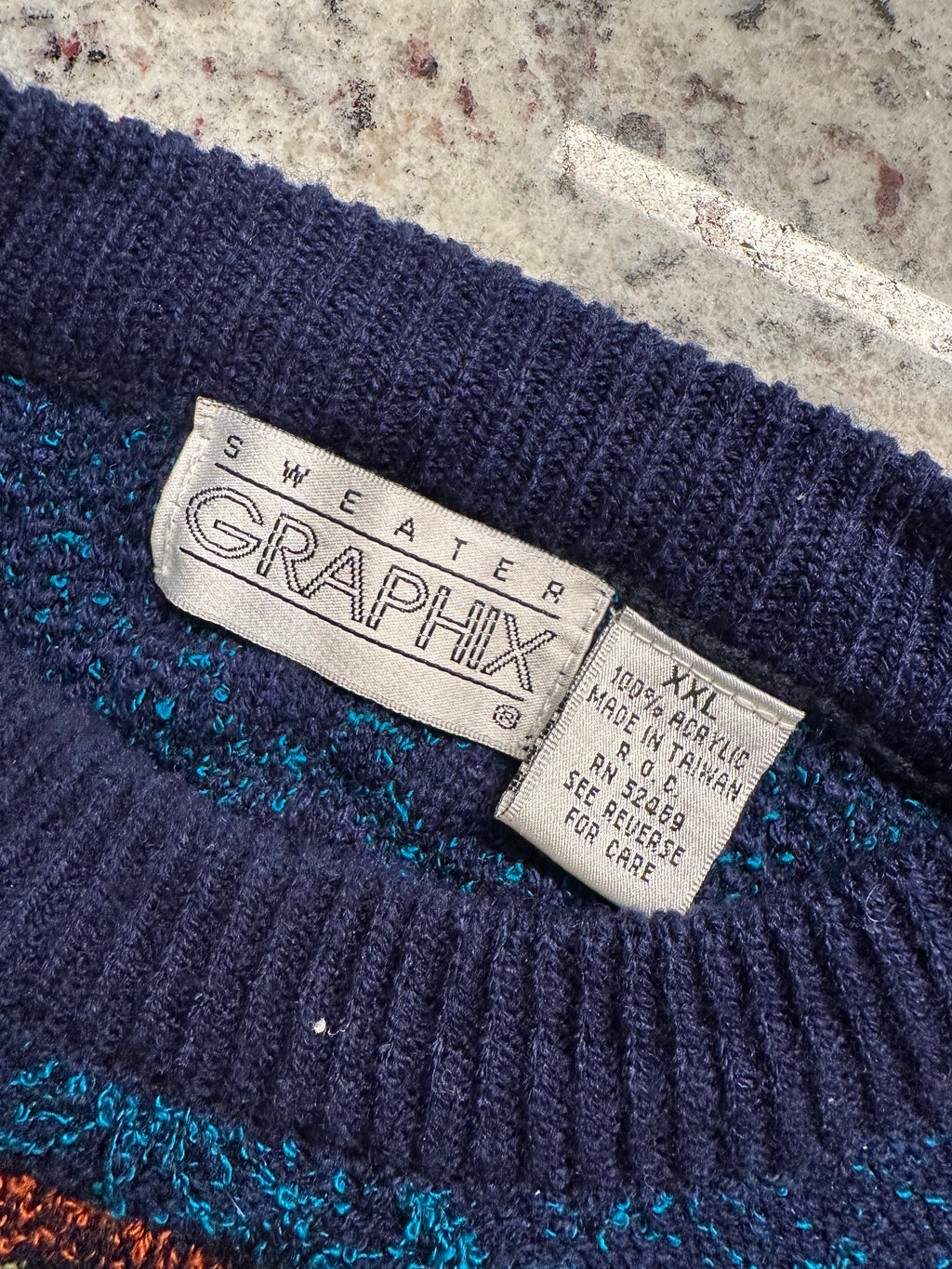 (Men's 2X) 90s Colorful Pattern Sweater