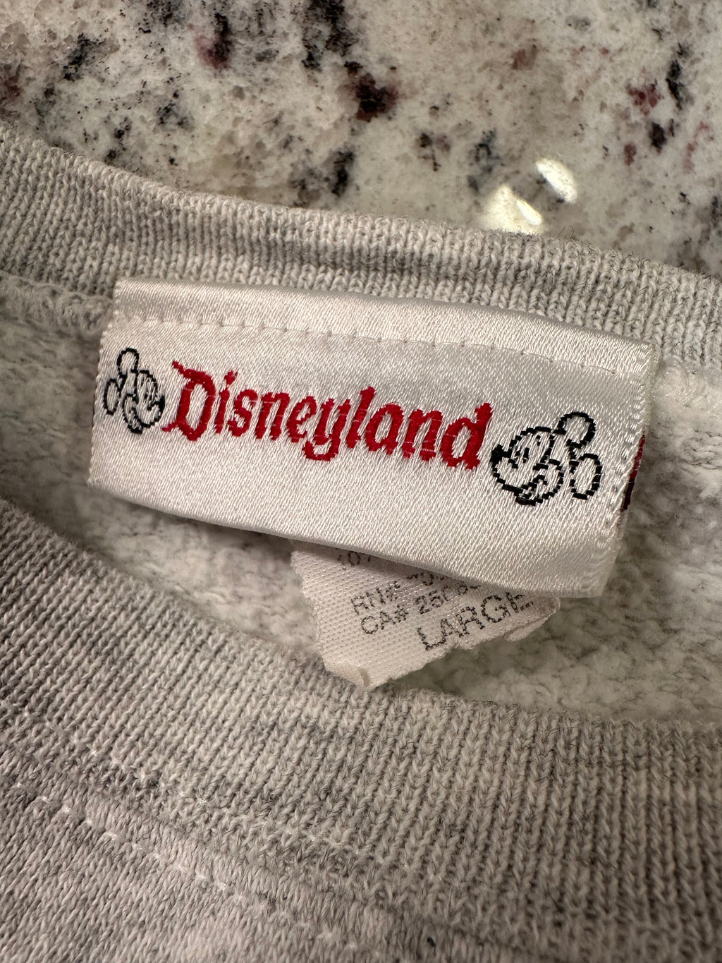 (Mens Large) 90s Vintage Donald Duck Disneyland Crewneck