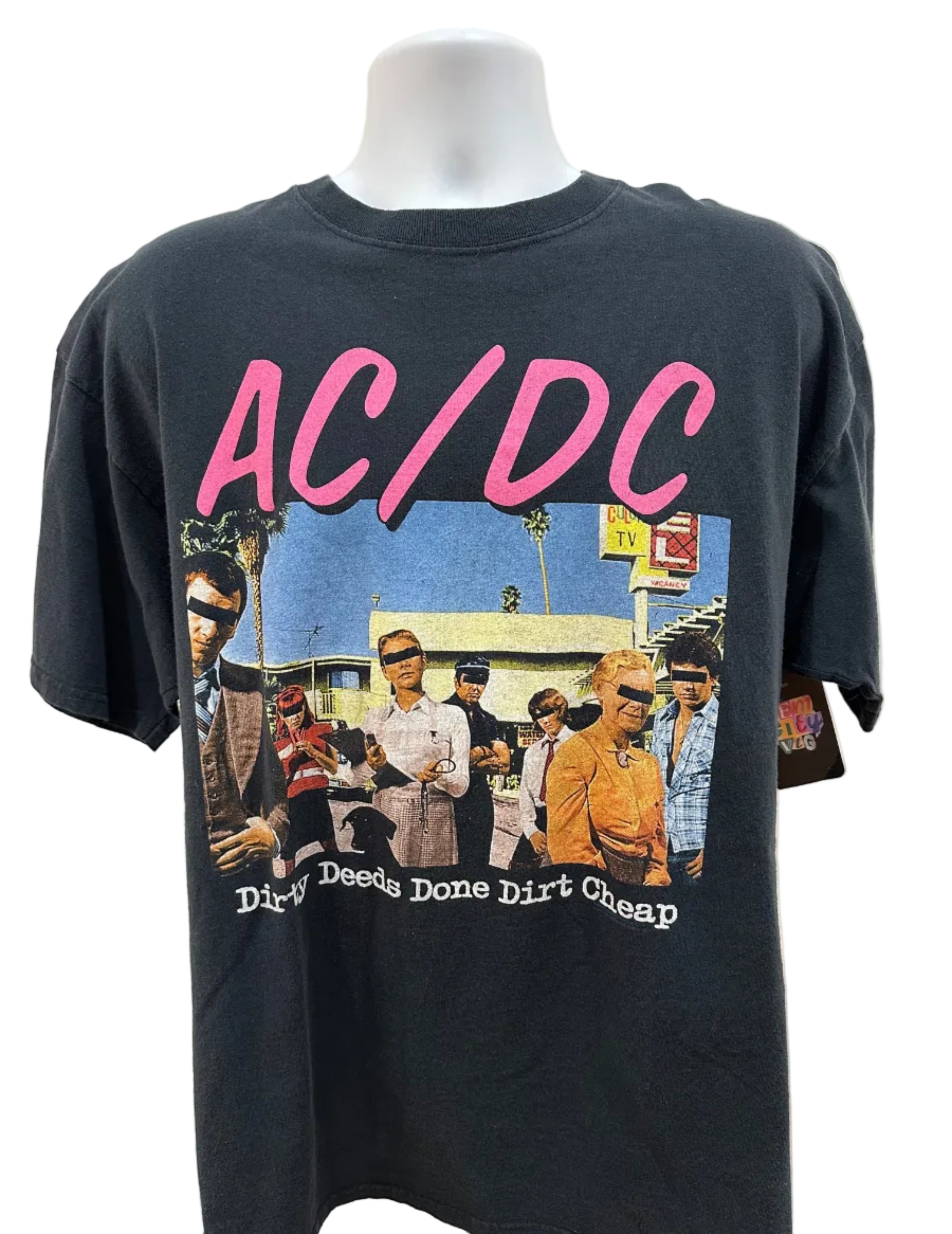 (Mens 2X) AC/DC "Dirty Deeds Done Dirt Cheap" Album Promo