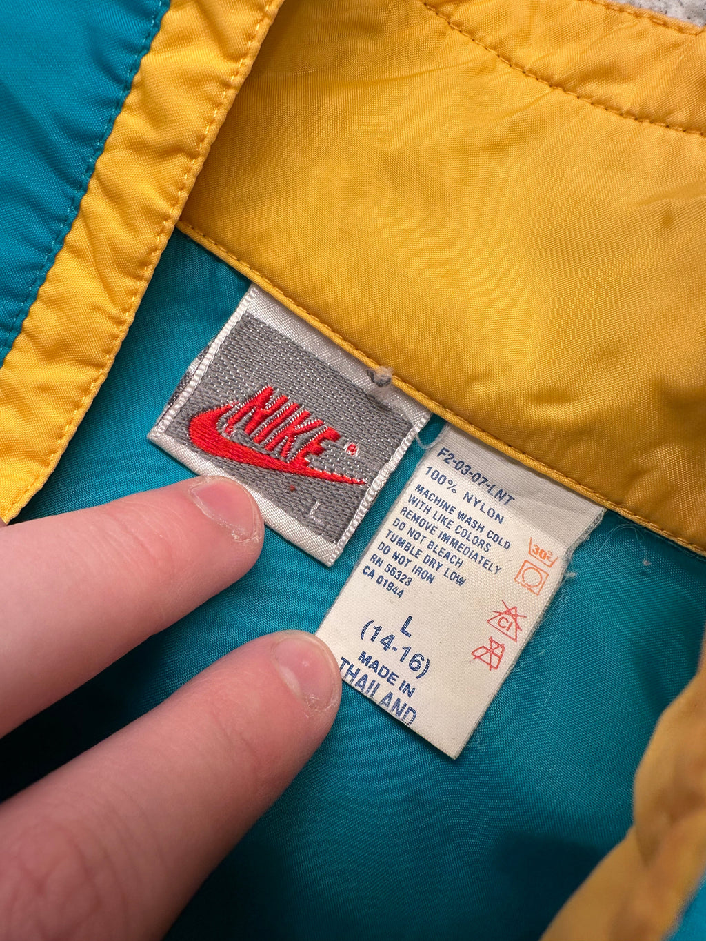 (Kids Large) 90s Nike Color Block Windbreaker
