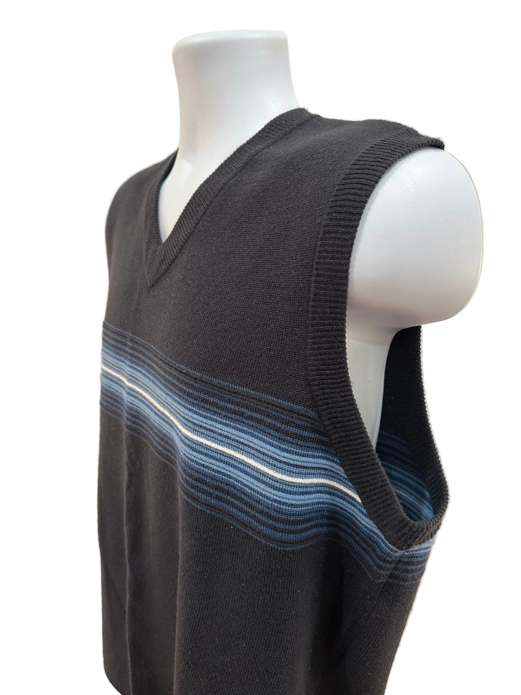 (Men's Medium) 2000s Unionbay Striped Sweater Vest