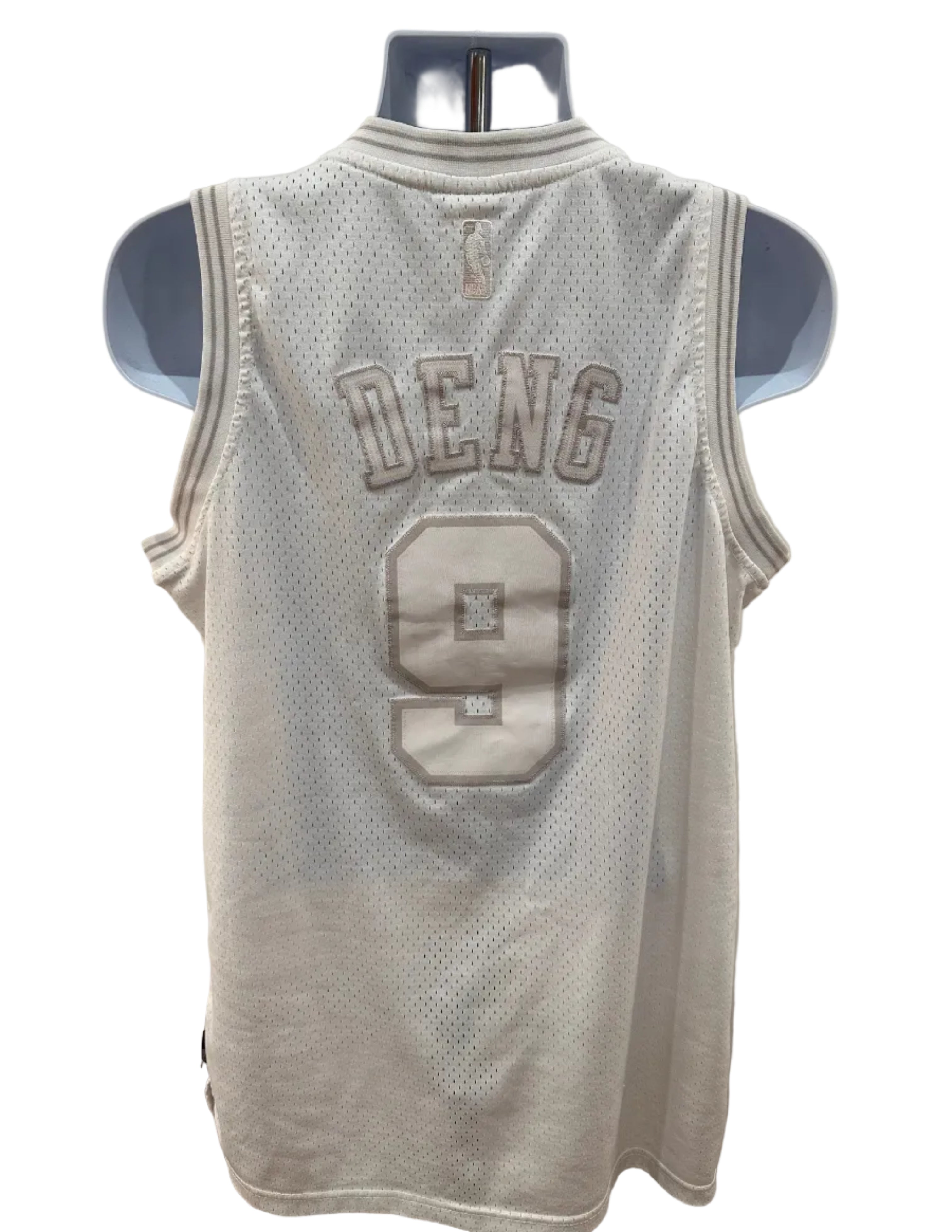 (Men's Medium) 2000s Luol Deng All White Jersey
