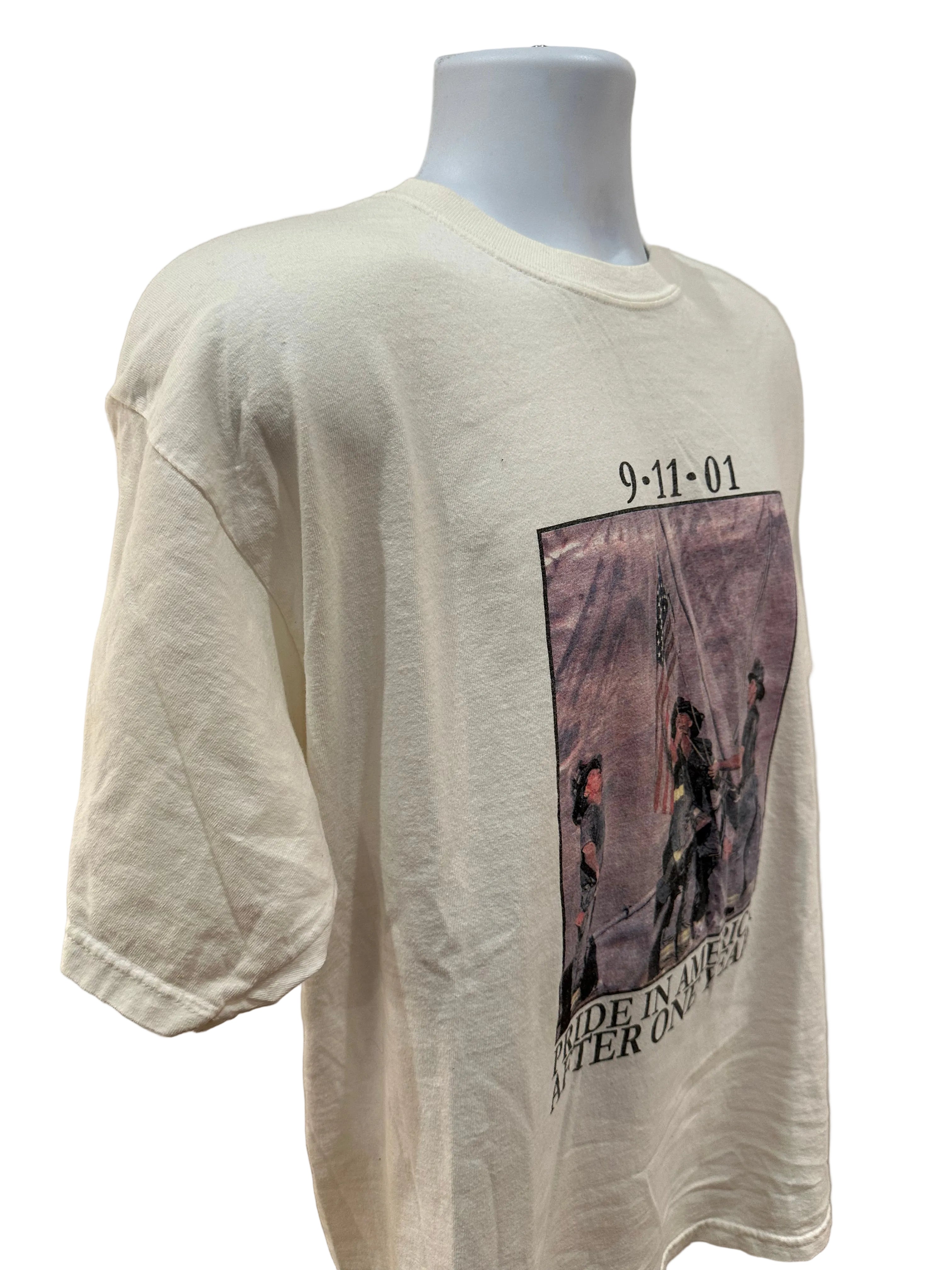 (Men's XL) 2000s 9/11 Never Forget Short Sleeve